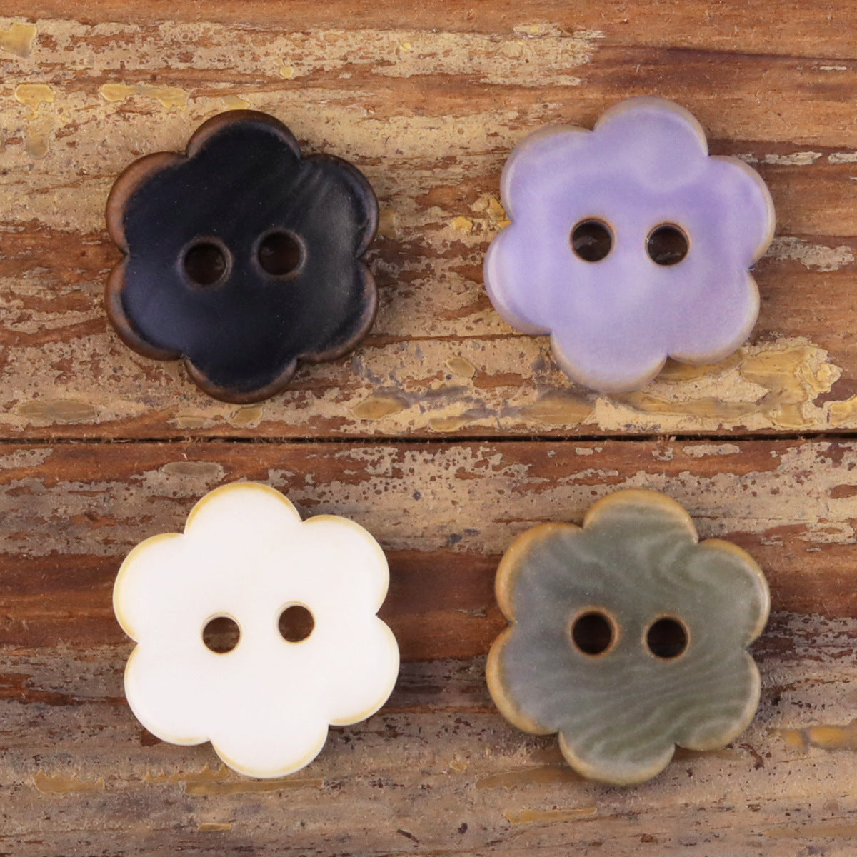 Flower-Shaped Eco-Friendly Corozo Buttons For Kids' Clothing 20 Pack - Lots of Buttons