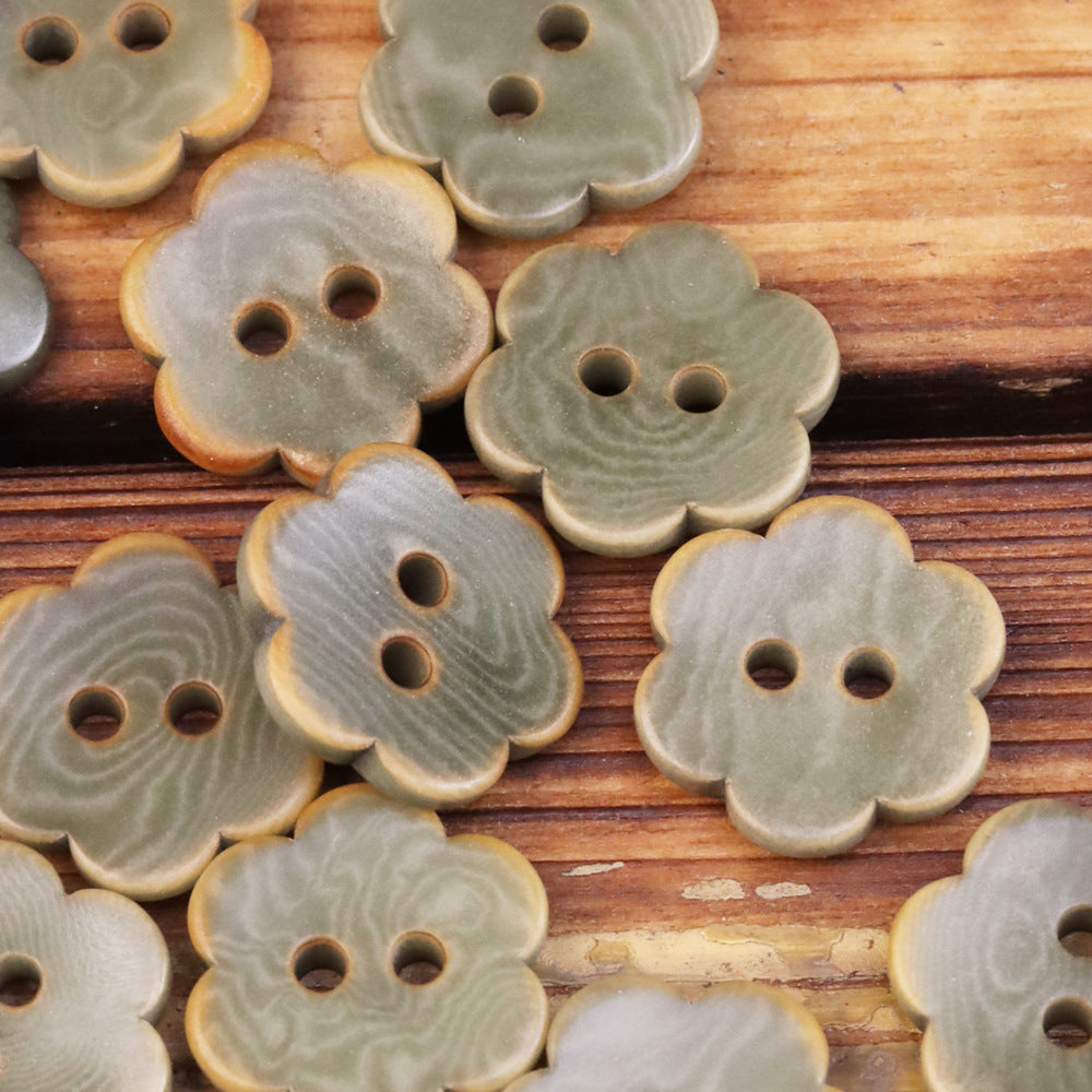 Flower-Shaped Eco-Friendly Corozo Buttons For Kids' Clothing 20 Pack - Lots of Buttons