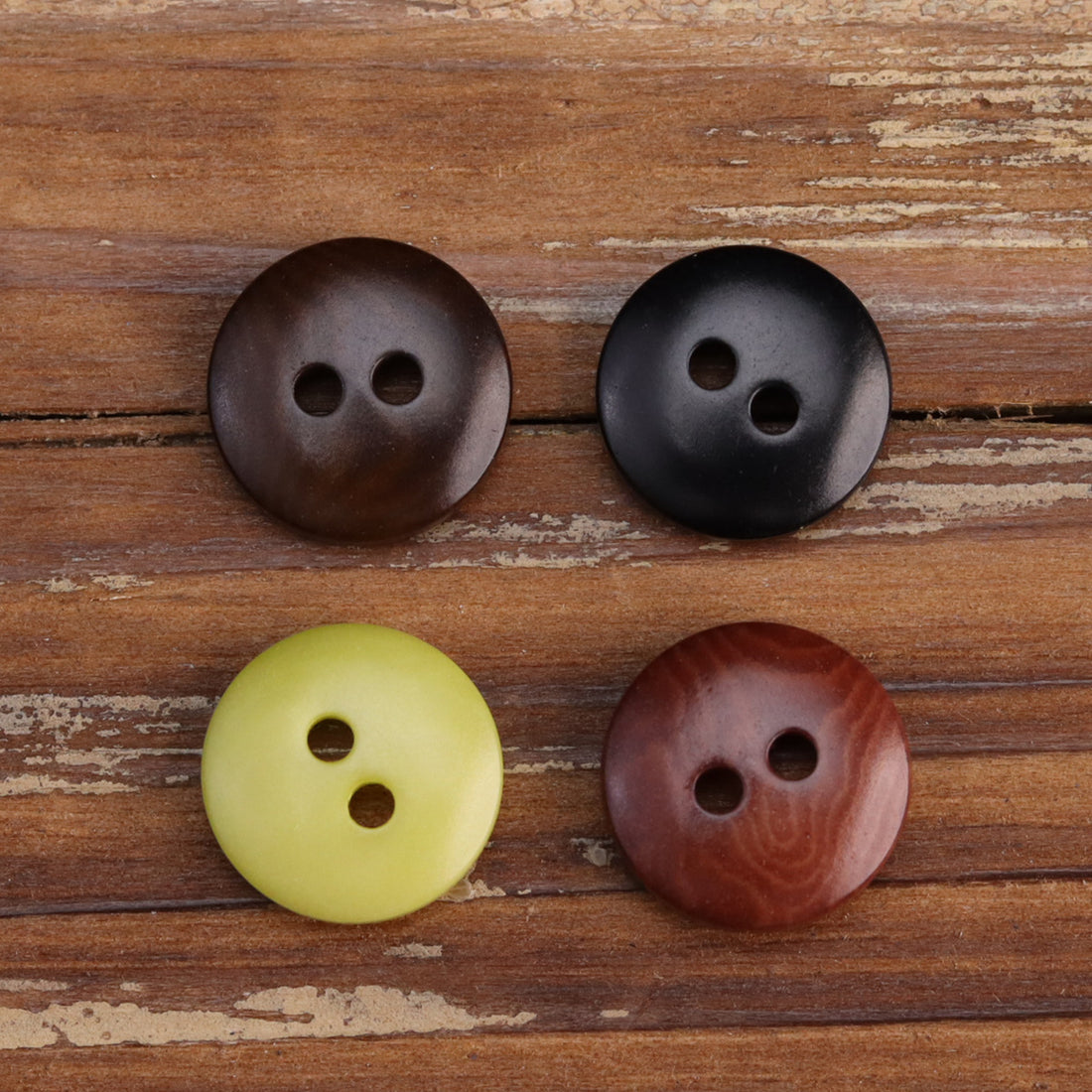 11,5 mm natürliche Tagut-Nuss Corozo Zweilochknöpfe 20er Pack (4 Farben)