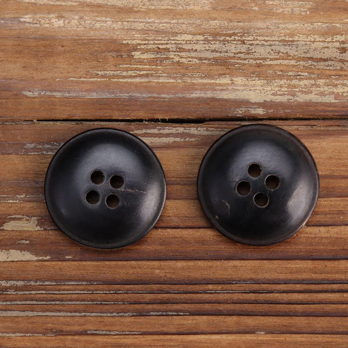 24L/28L/32L Double-Sided Black Yellowish-Brown Horn Buttons 15 Pack