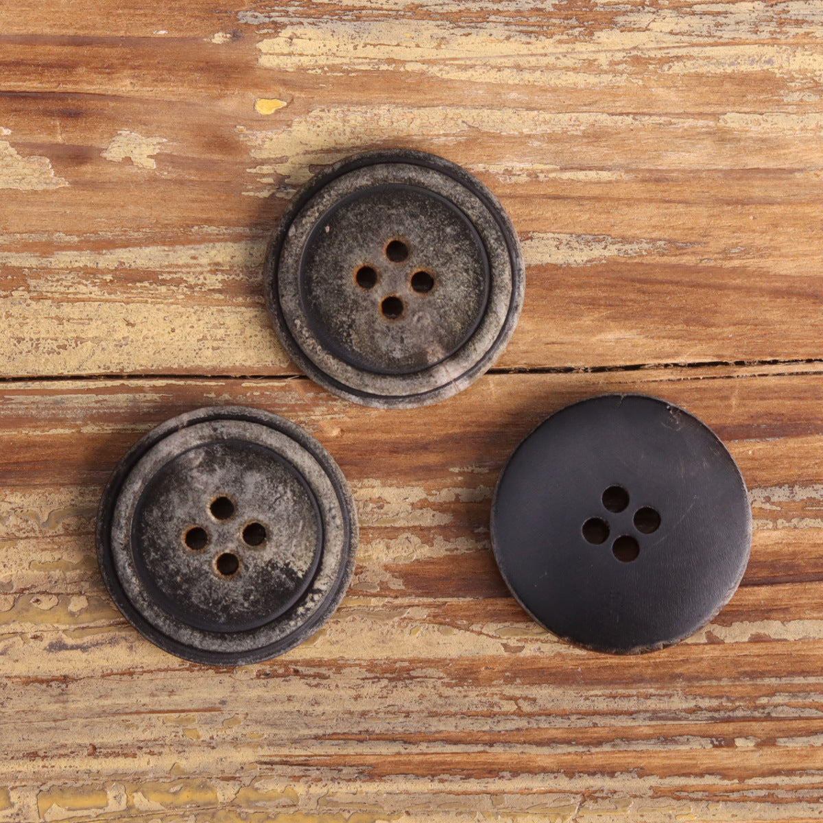 Gray-Black Natural Horn Buttons For Men's Retro Jackets 25 Pack - Lots of Buttons