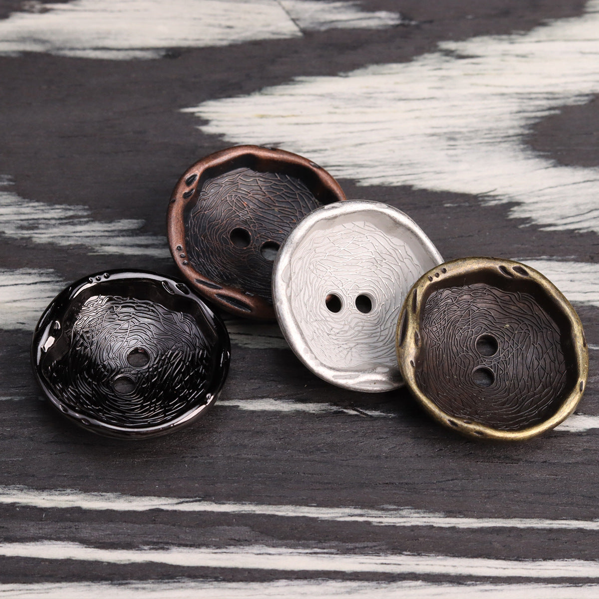 Antik Silver Brons 2 Hål Metall Knappar för Kappor 24 Pack