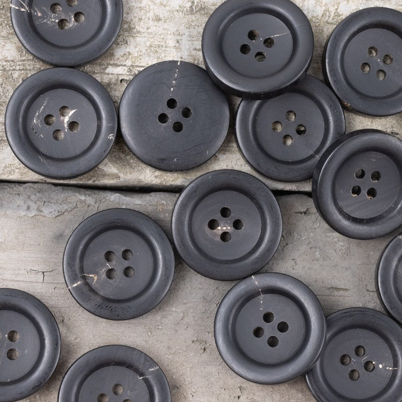 Caffè Profondo Nero Cappello a Tesa Larga Bottoni Spessi in Corno 30 Pezzi