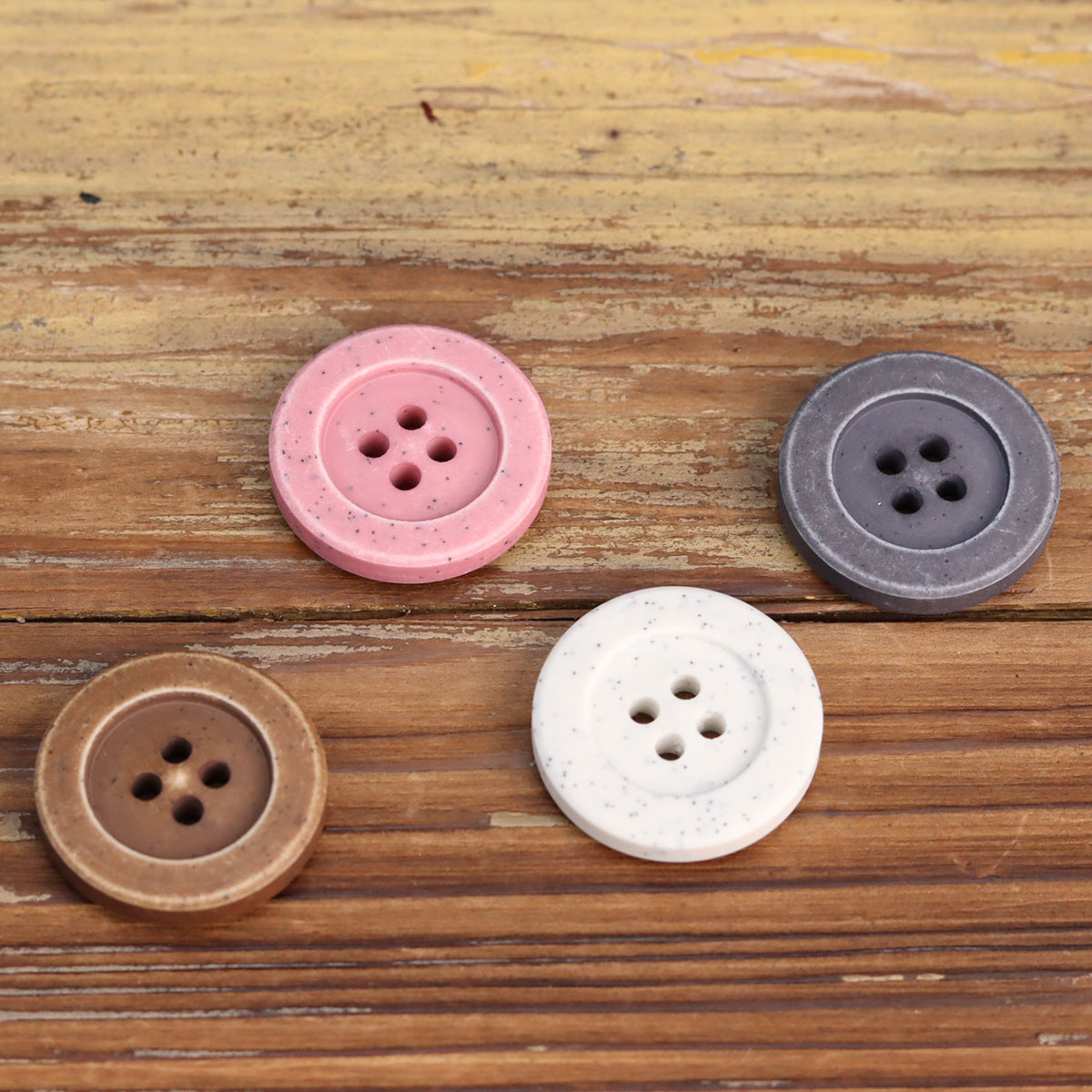 16-28mm Bottoni in Cemento Grigio Rosa Distressato 48 Pezzi