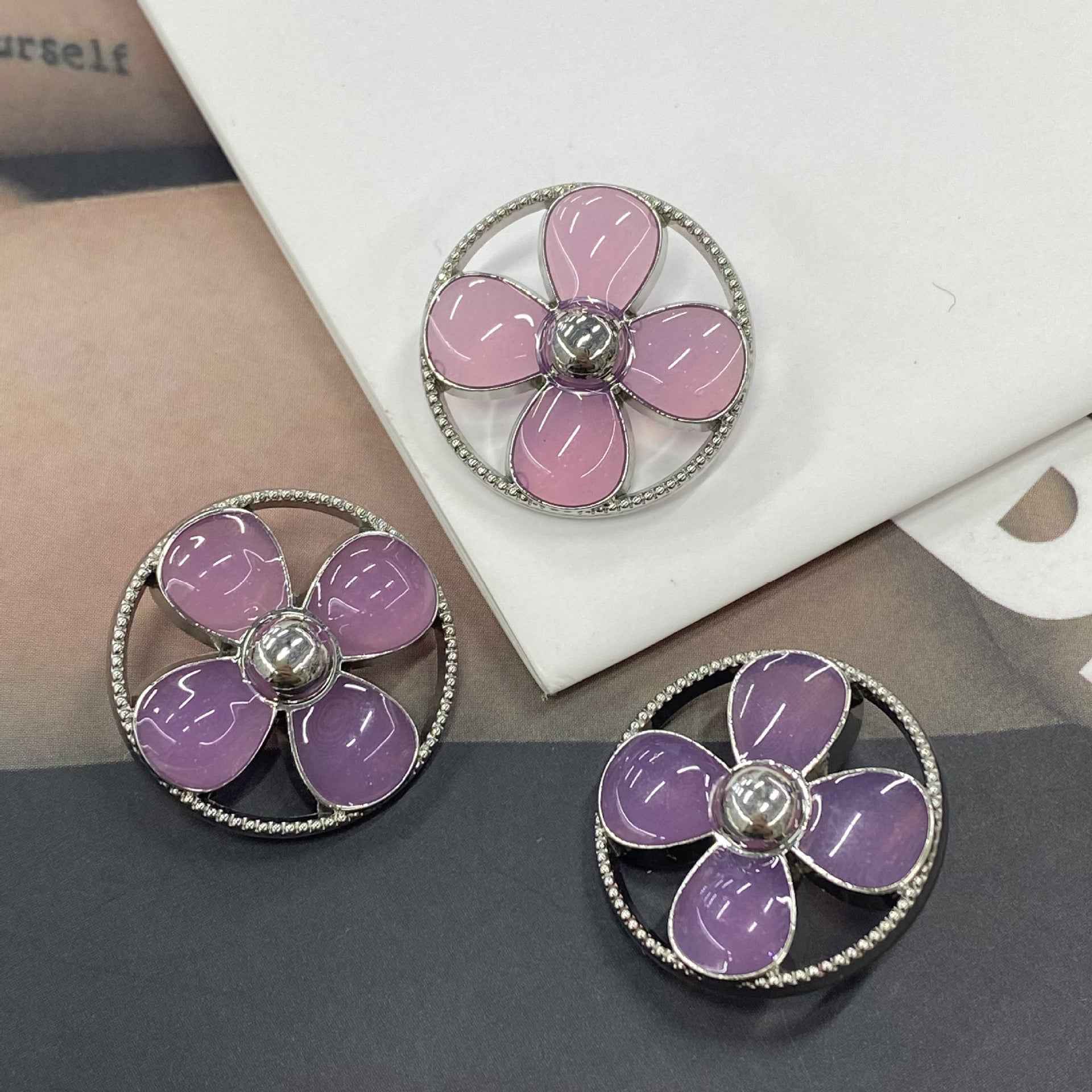 18/20/23mm Round Clover Ring Metal Shank Buttons for Clothing 10pcs