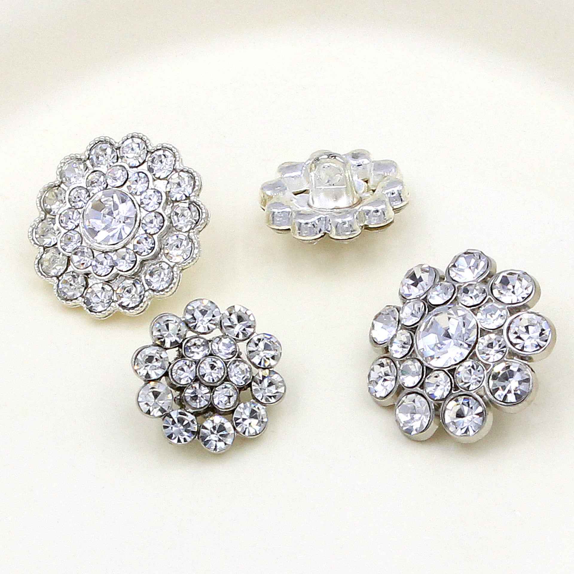 Elegant Round Openwork Rhinestone Sparkling Metal Shank Buttons 20pcs