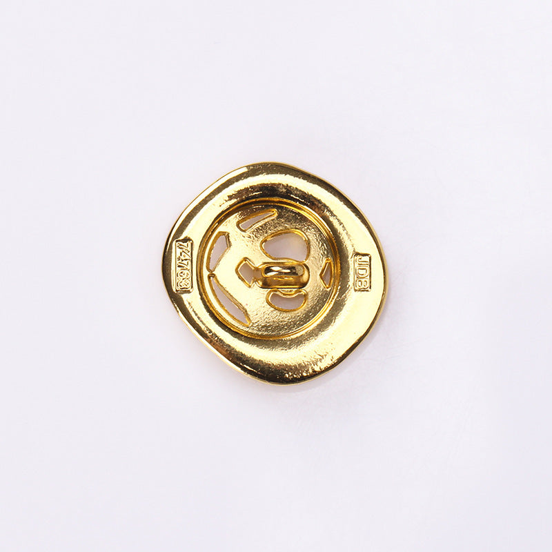 Gold rope-edge hollow heart metal shank button back, loop and markings