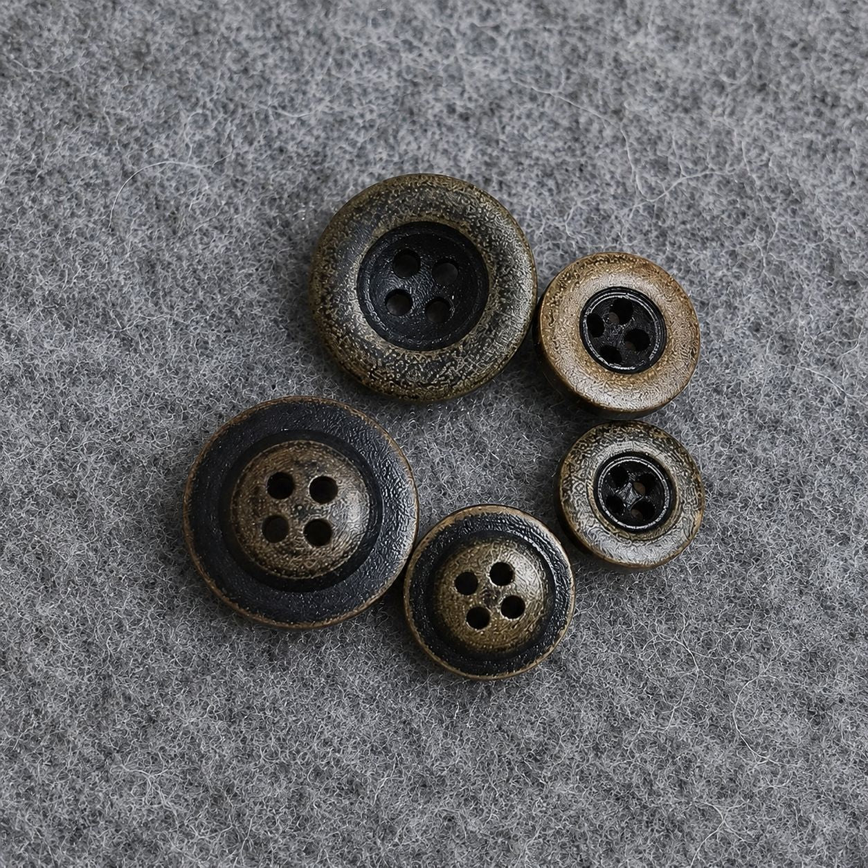 Natural Wood Buttons Dark Brown Vintage Concave Round 4-Hole 30pcs