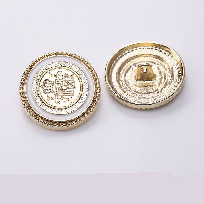 Kronen-Knopf-Set: Vorderseite mit goldener Emaille-Prägung und Rückseite, goldfarben