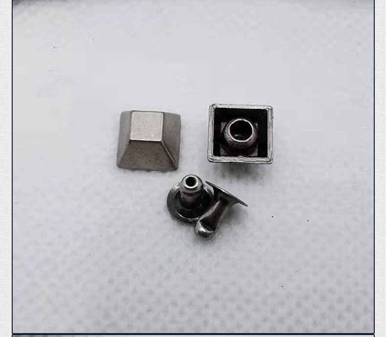8/10/15MM Vintage Silver Flat Top Pyramid Studs – Alloy Rivets 30 Pack