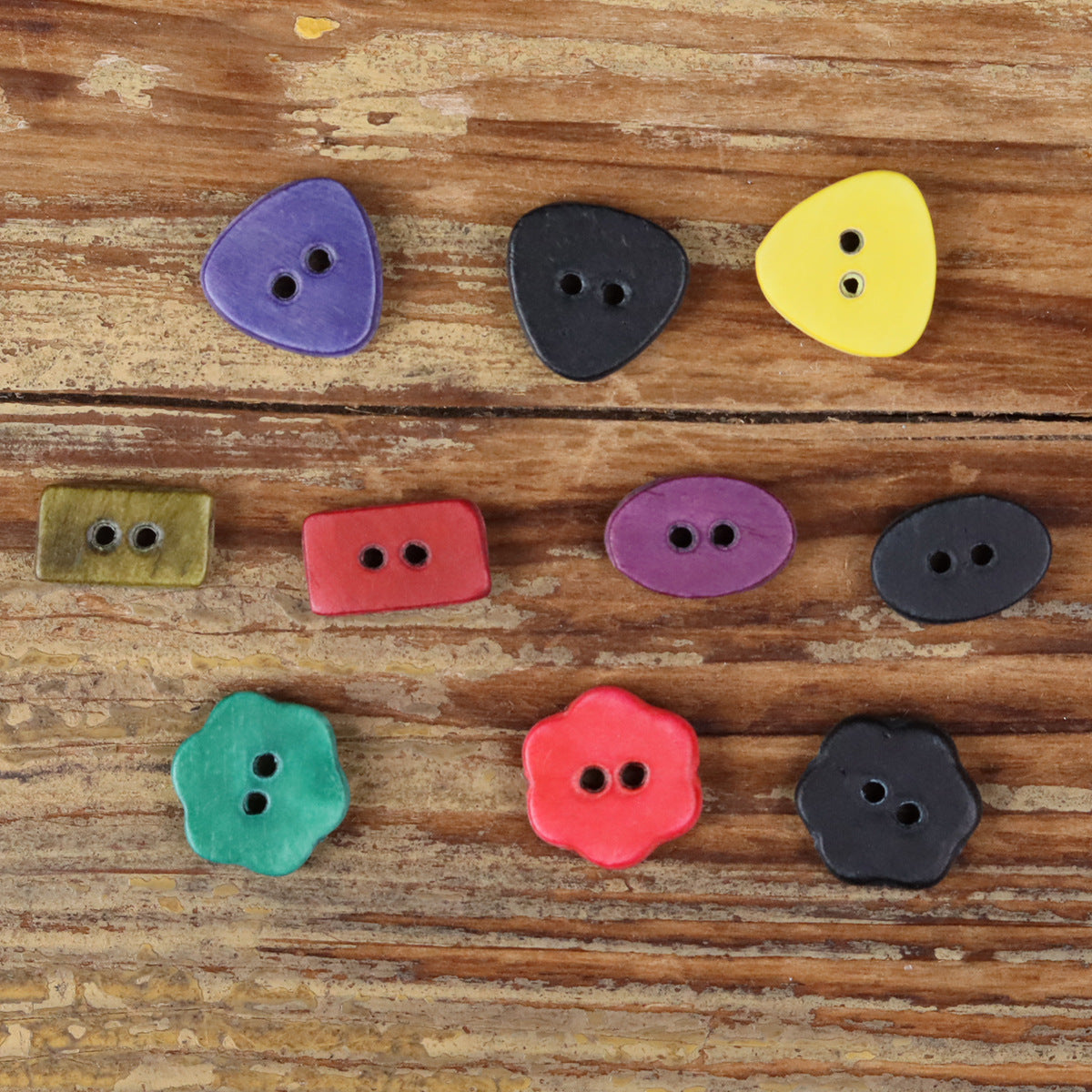 Dopamine Series Novelty Shaped Cattle Bone Shirt Buttons 11.5mm 2-Hole – Set of 12