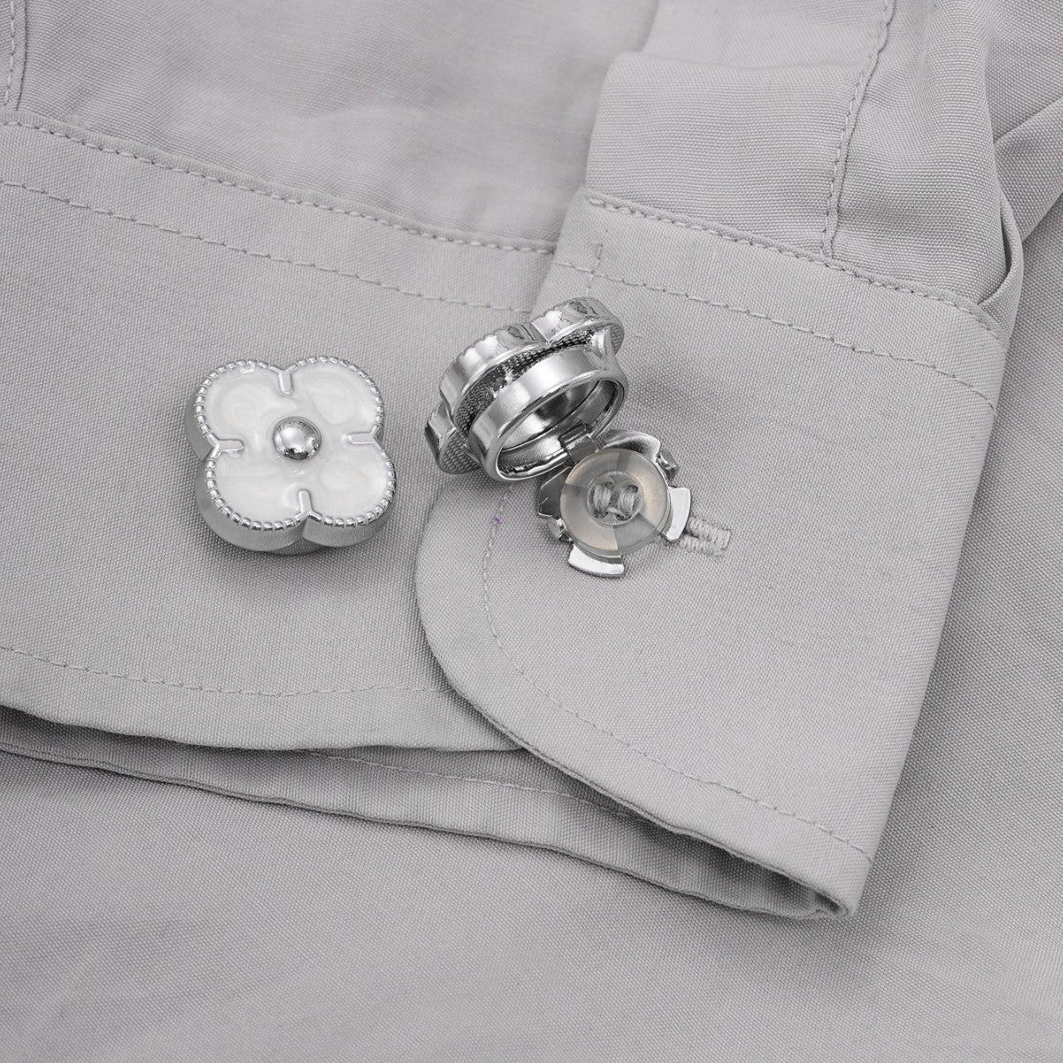 21mm Four-Leaf Clover Detachable Metal Clamp Buttons 3 Pack