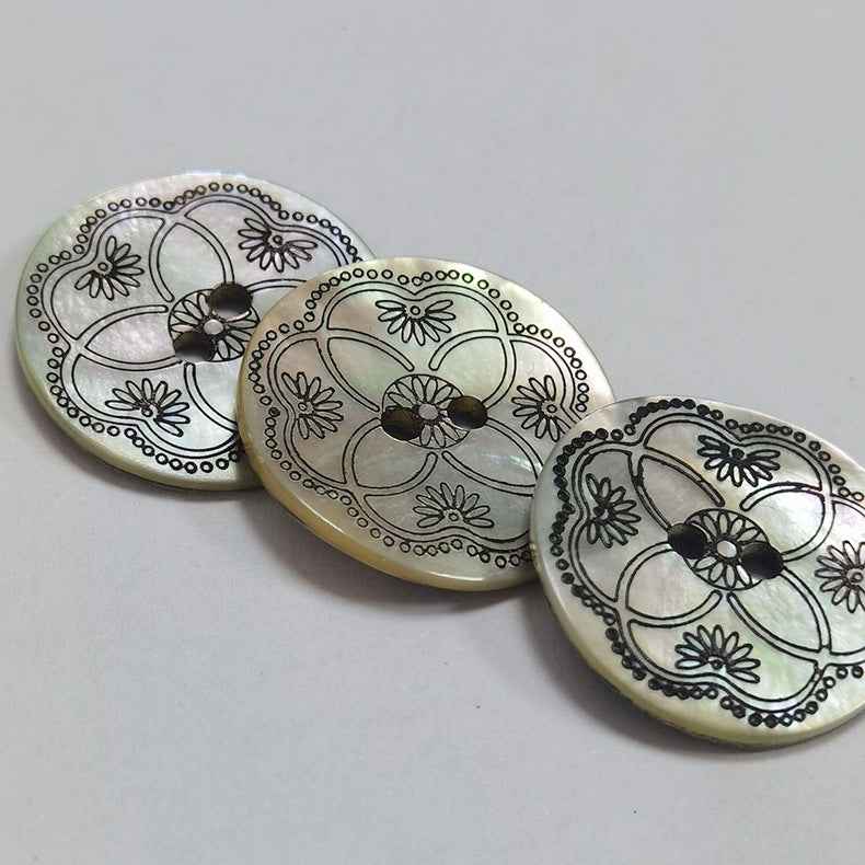 18L/24L/36L Black Pattern Mother of Pearl 2-Hole Shell Buttons 99 Pack