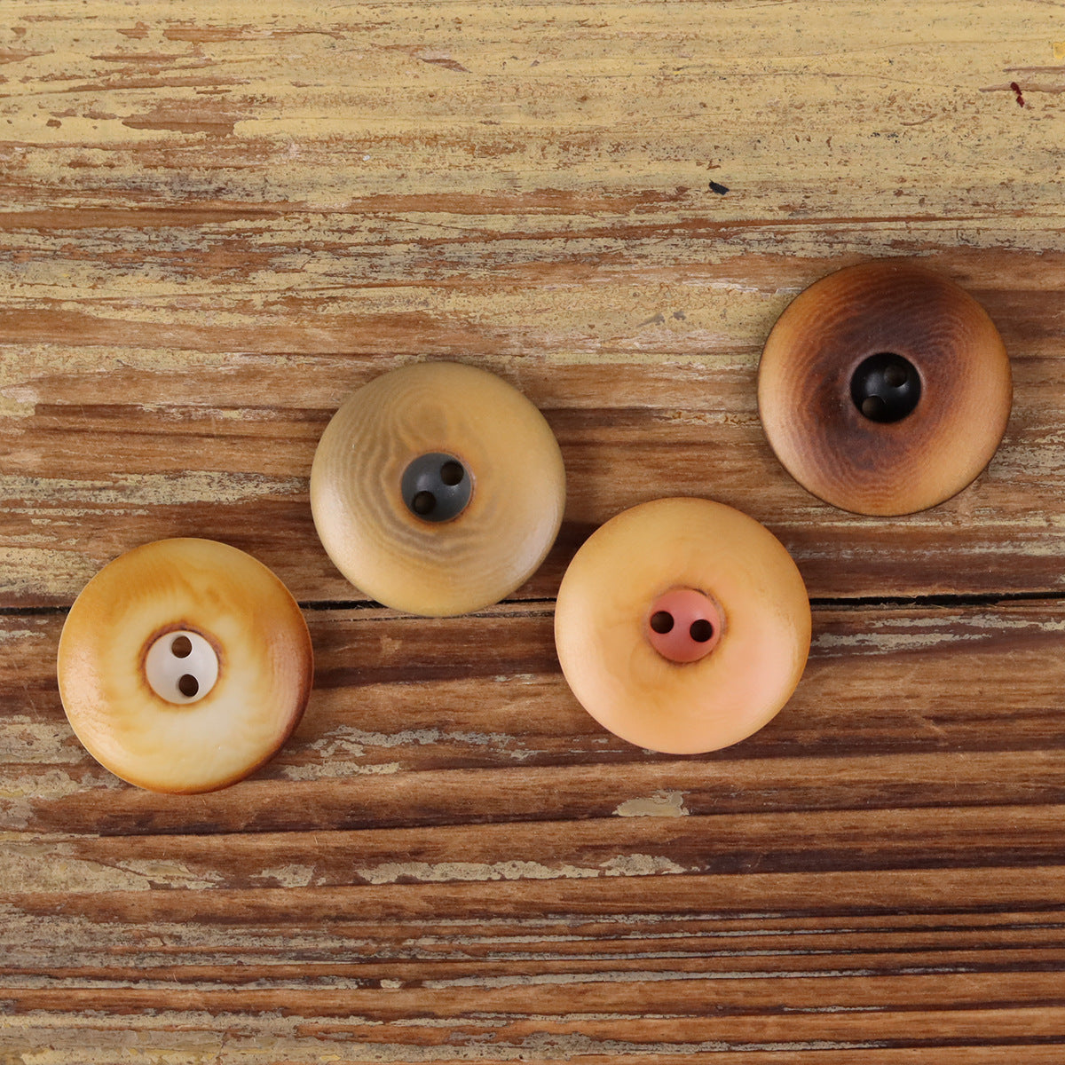 Natural Seed Thick-Edge Round 2-Hole Buttons – 48pcs | 15/18/20/23mm Assorted