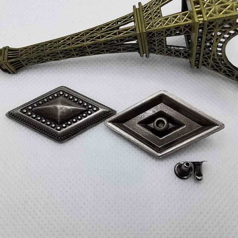 Vintage Alloy Diamond Studs DIY Rivets for Leather Bags Crafts 30 Pack