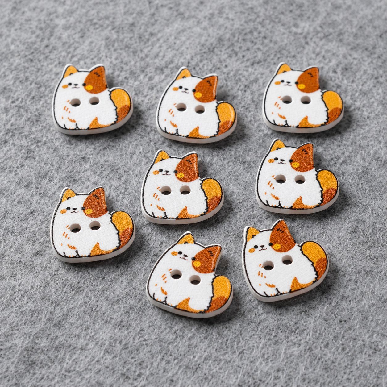 14.5mm Cute Mouse Resin Buttons – White & Orange 20pcs