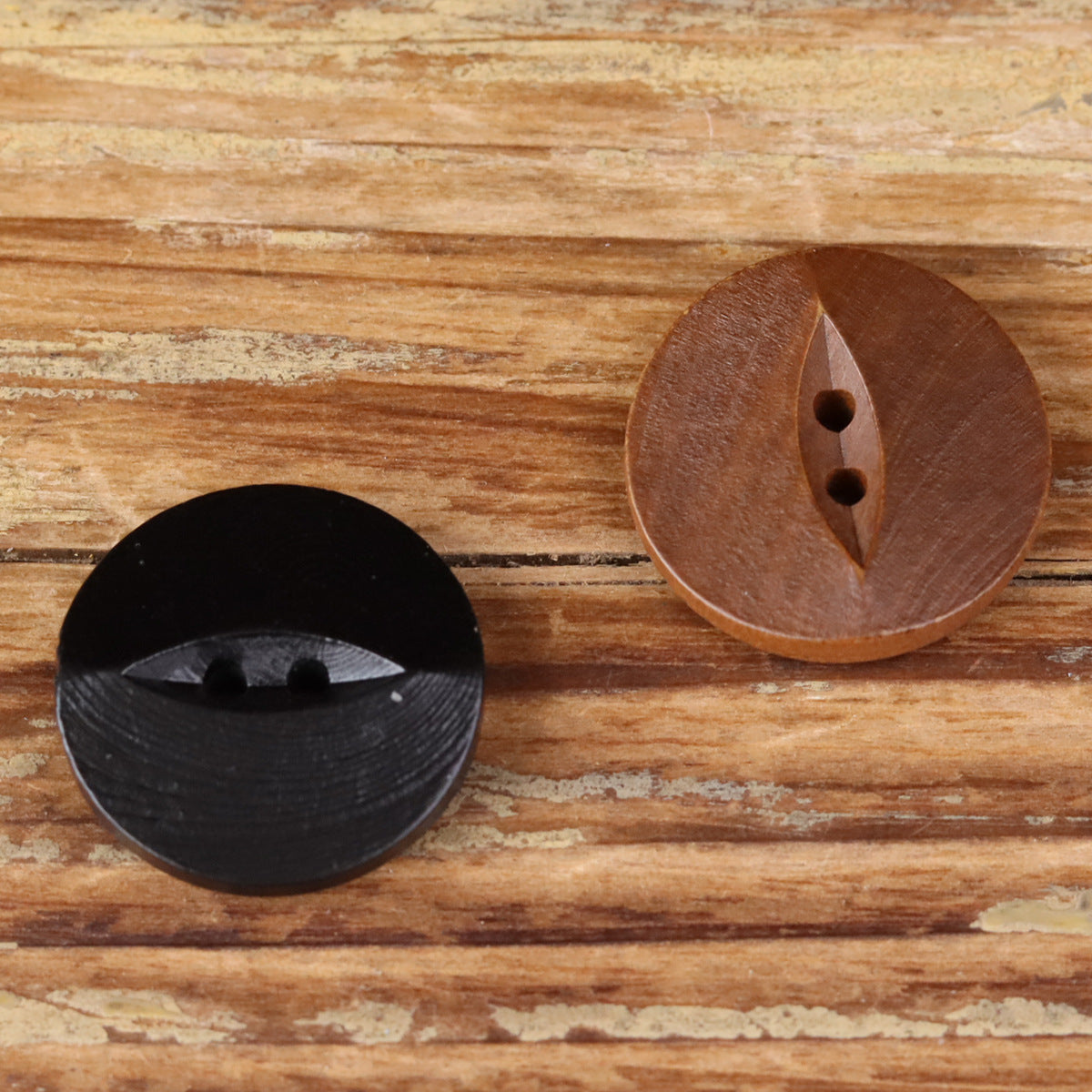 Round Wood Fish-Eye 2-Hole Buttons – 30pcs for Cotton Linen Shirts Pants Coats Dresses