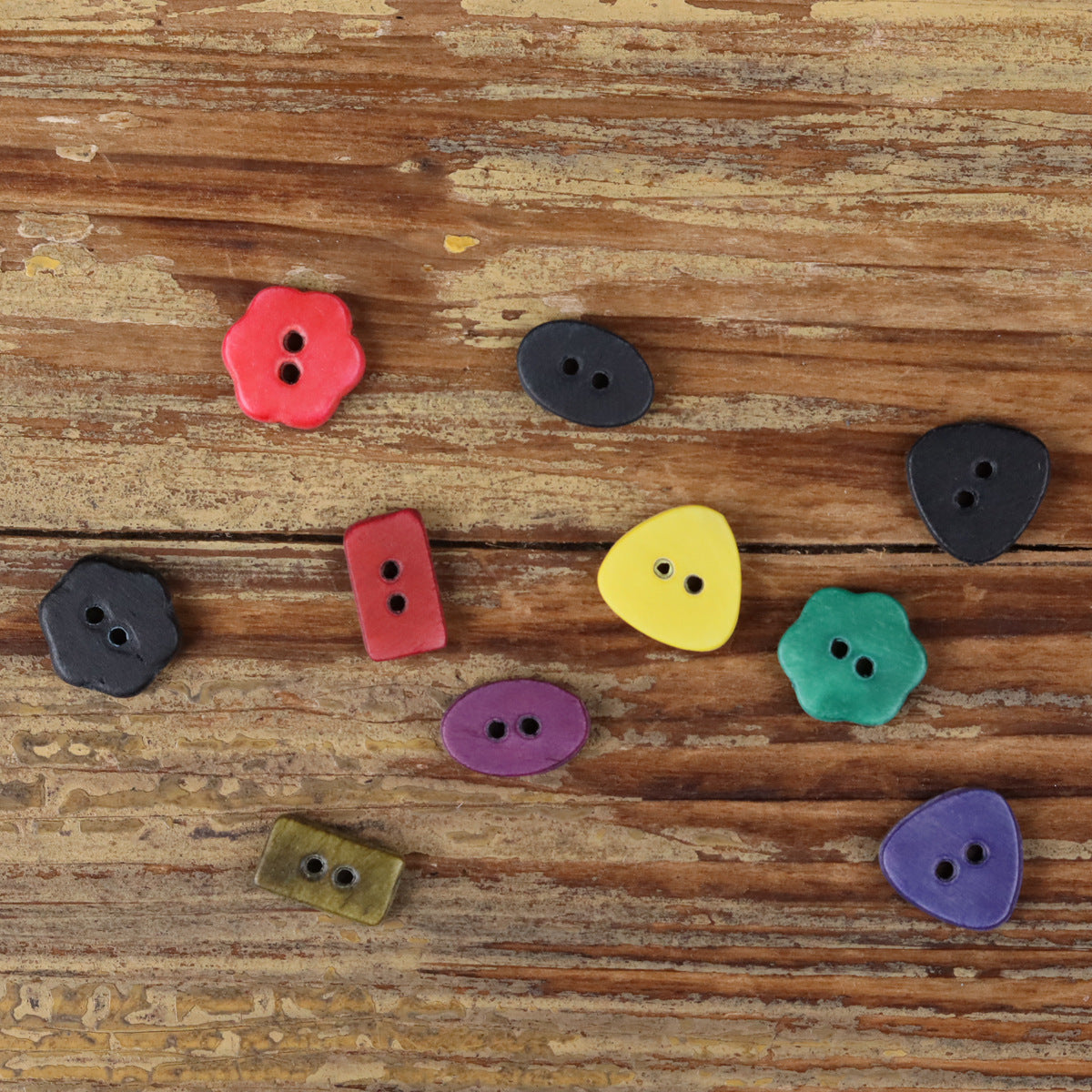 Dopamine Series Novelty Shaped Cattle Bone Shirt Buttons 11.5mm 2-Hole – Set of 12