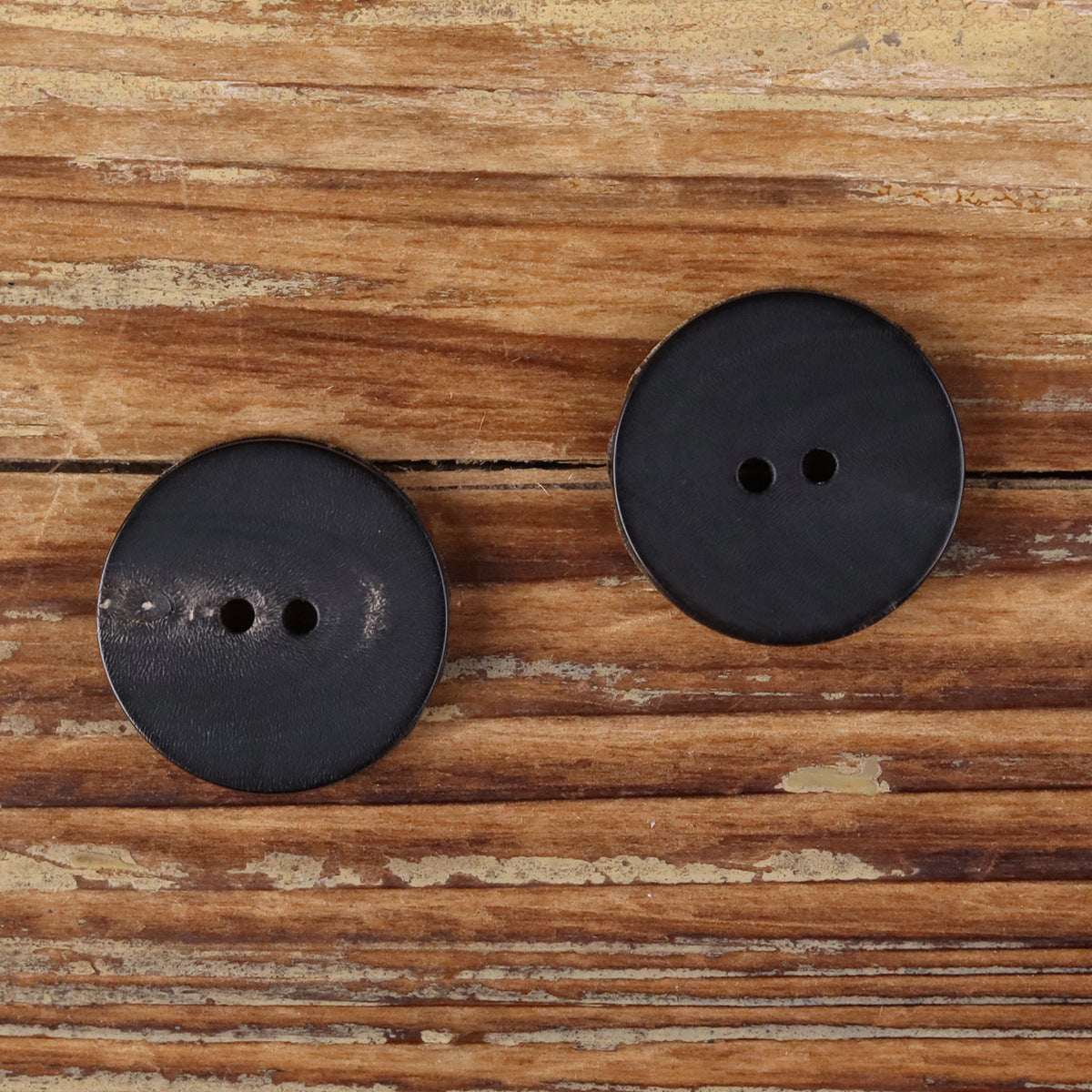 Grooved 2-Hole Natural Horn Buttons | Distressed Artisan Coat Buttons | Pack of 20