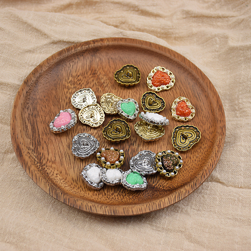 20mm/23mm Vintage Heart-Shaped Resin Metal Buttons 10pcs