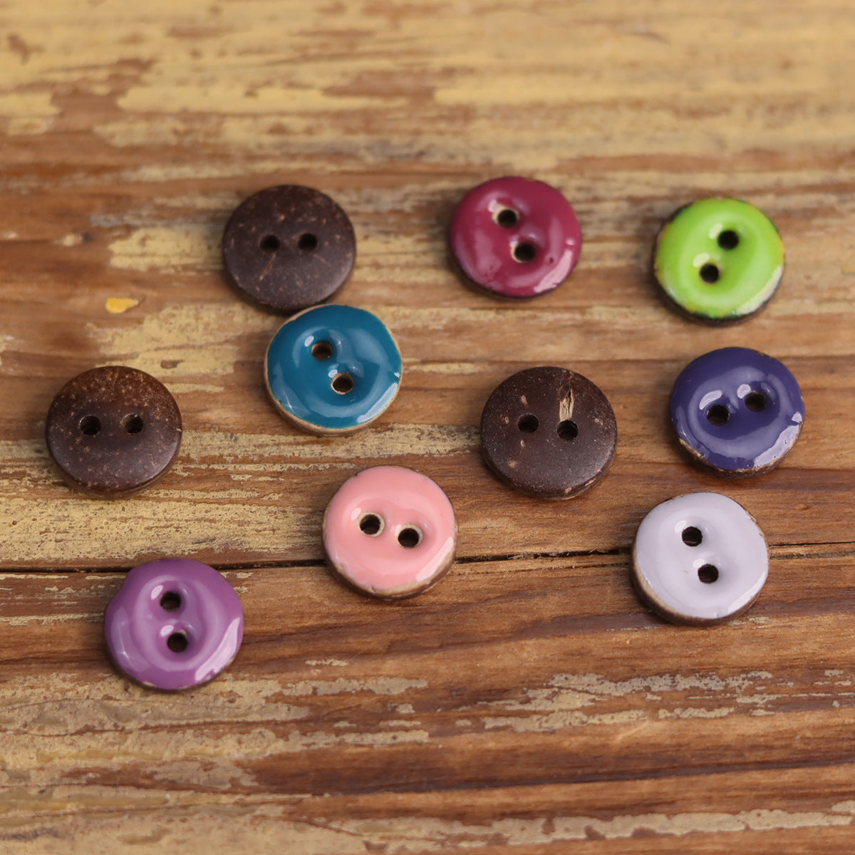 Coconut Shell Oil-Drop Round 2-Hole Buttons – Set of 200 | 10 Colors × 20pcs