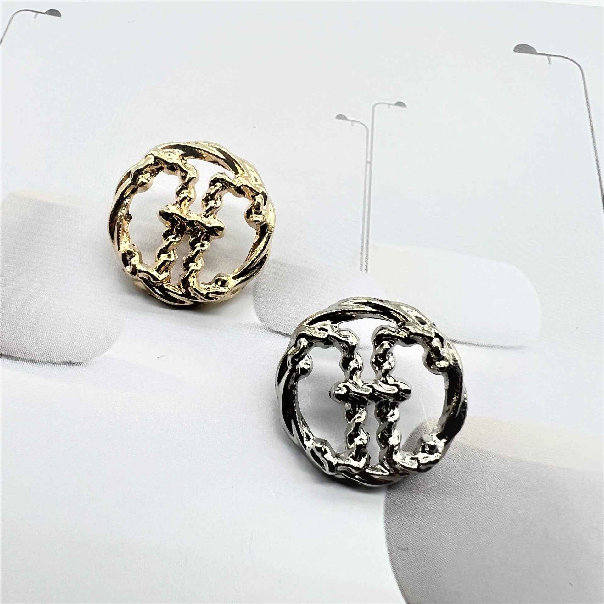 1 Inch Vintage British-Style "H" Initial Metal Sewing Buttons 30pcs