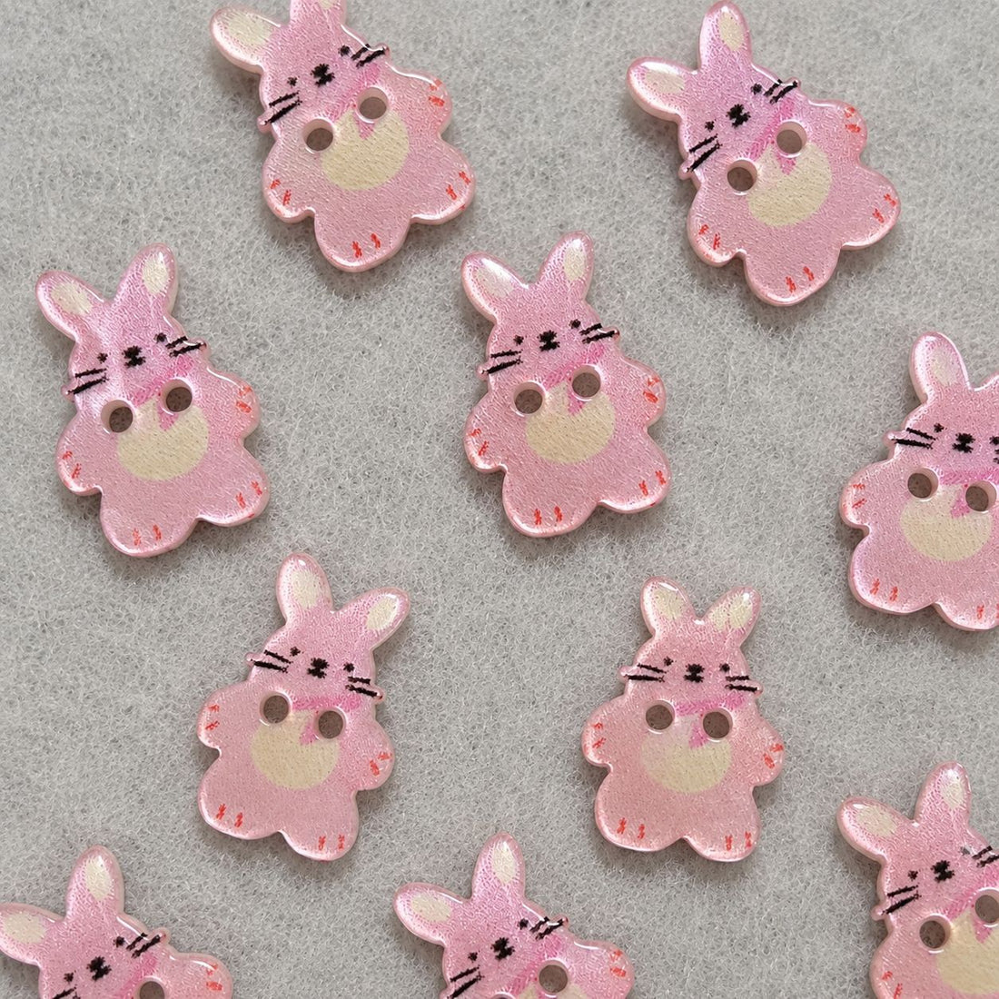 16L 10mm Cute Pink Bunny Resin Buttons – 2-Hole Sew-On,40PCS