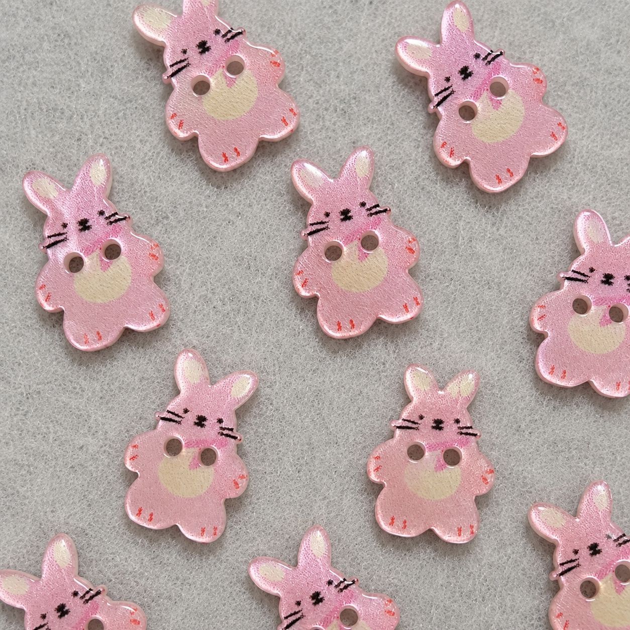 16L 10mm Cute Pink Bunny Resin Buttons – 2-Hole Sew-On,40PCS