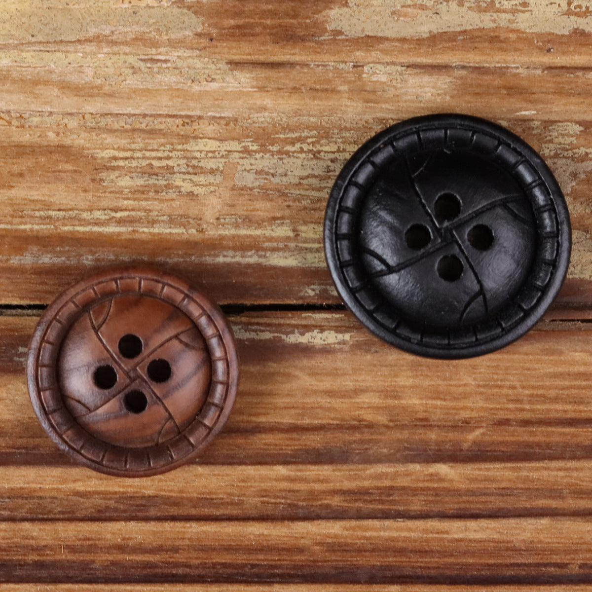 Crackle Wood Buttons Round 4-Hole | Vintage Distressed | Pack of 30