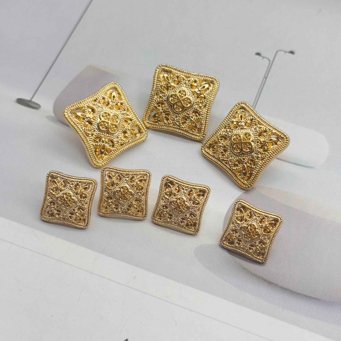 25MM Gold Square Pattern Vintage Decorative Metal Shank Buttons 30PCS