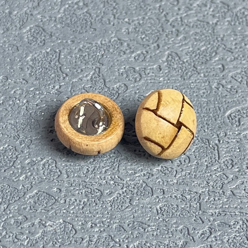Vintage Natural Wood Round Shank Buttons 50 Pack
