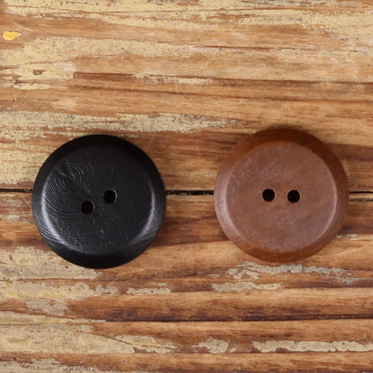 Round Wood Fish-Eye 2-Hole Buttons – 30pcs for Cotton Linen Shirts Pants Coats Dresses