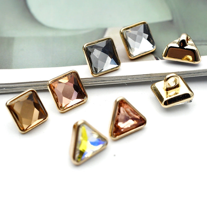 10mm firkantet og trekantet glass skjorte mansjett metallskank knapper 20 stk
