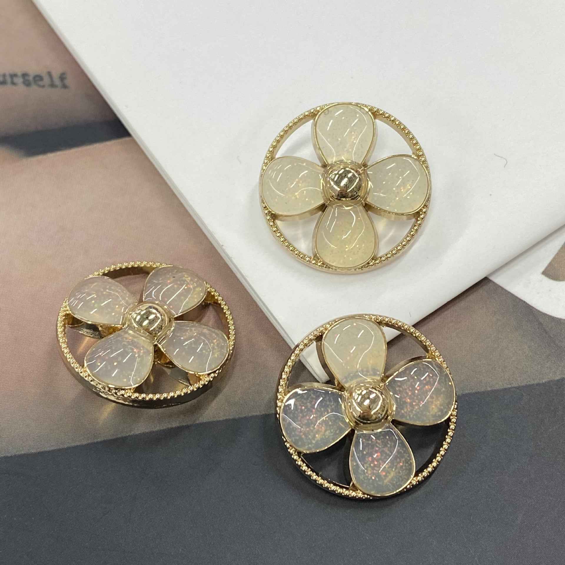 18/20/23mm Round Clover Ring Metal Shank Buttons for Clothing 10pcs