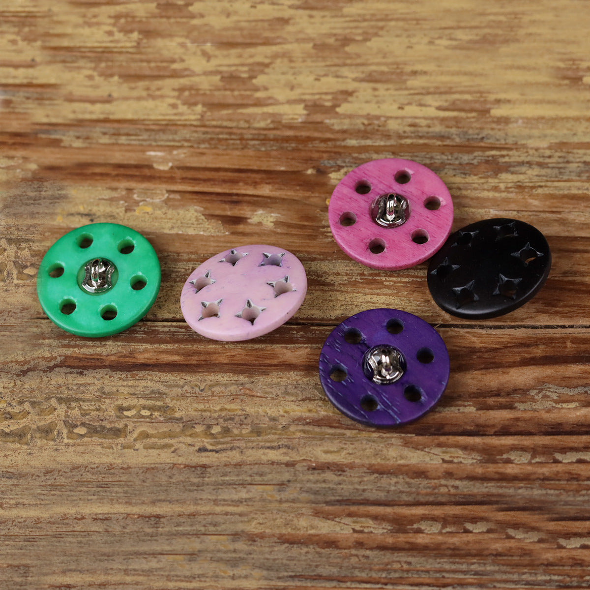 21mm Star Cutout Natural Horn Shank Buttons | Pack of 10