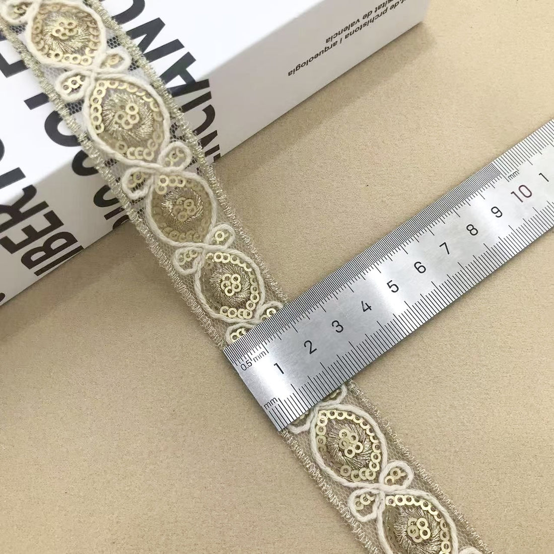 2.1/2.3cm Ethnic Mirror Embroidered Ribbon Trim 10 Yards