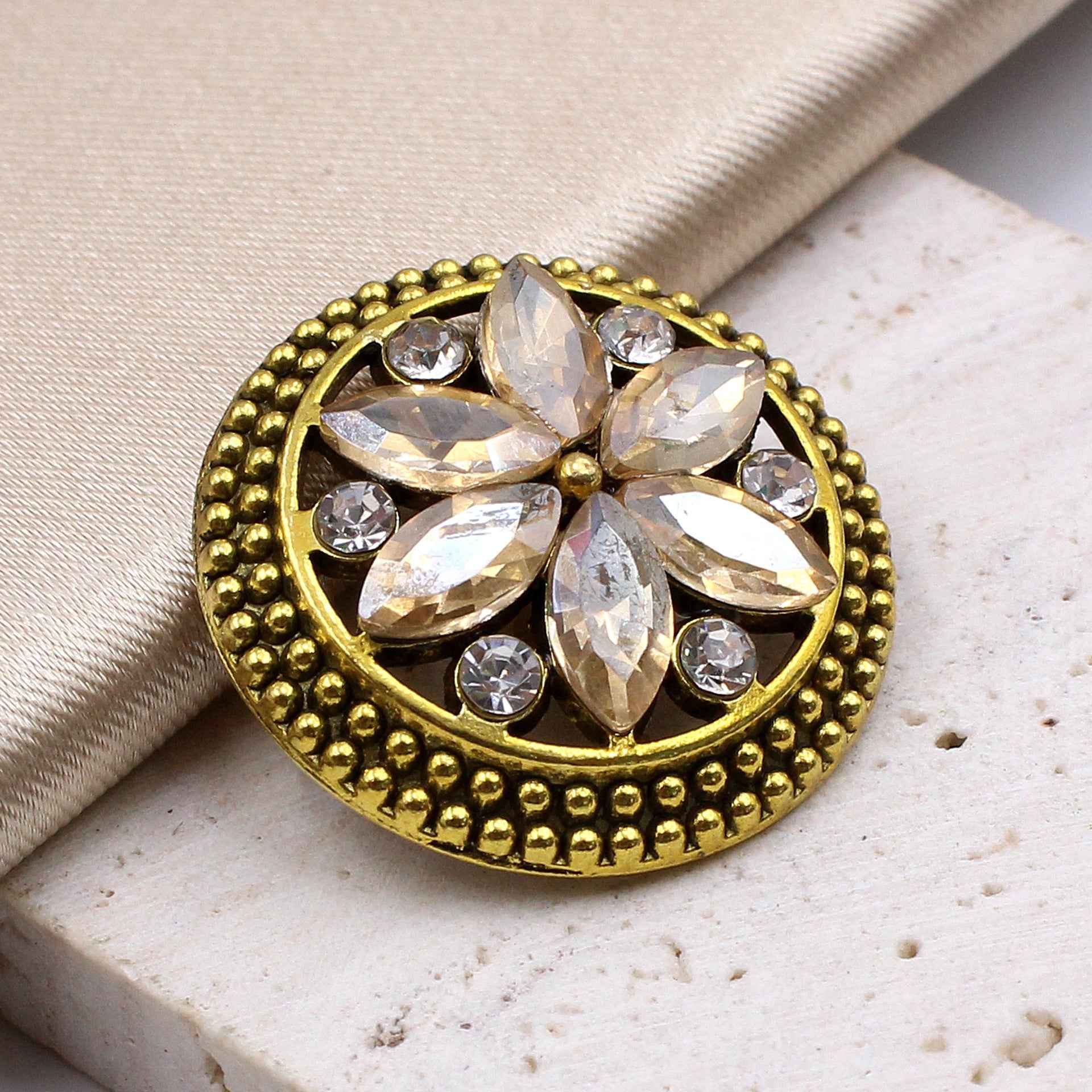18MM/24MM Round Alloy Vintage Crystal Flower Diamond Buttons 12PCS