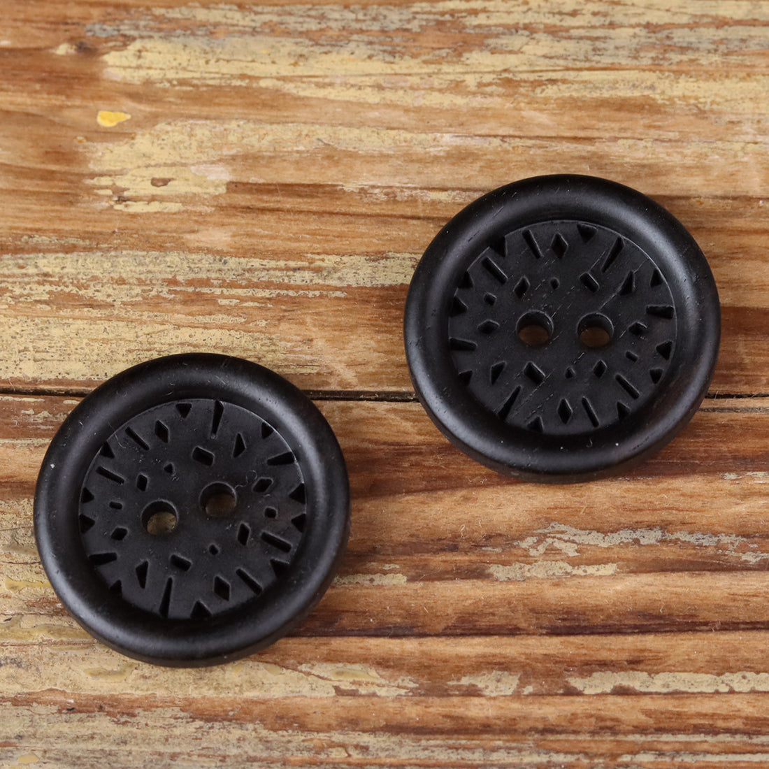 Black Sandalwood Laser-Engraved Round 2-Hole Buttons for Coats & Suits – Set of 20
