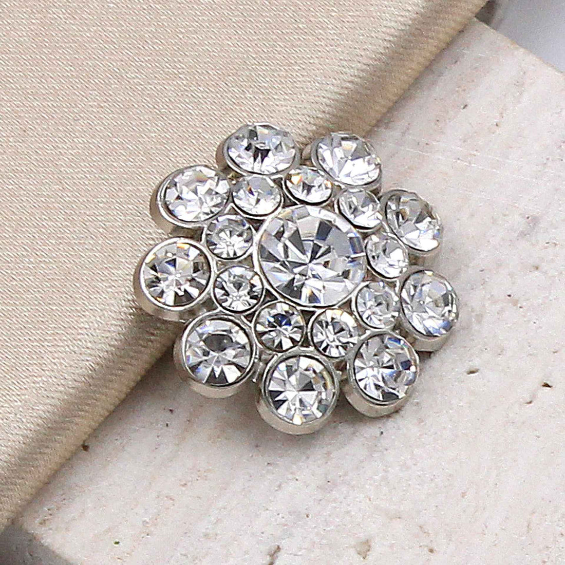 Elegant Round Openwork Rhinestone Sparkling Metal Shank Buttons 20pcs