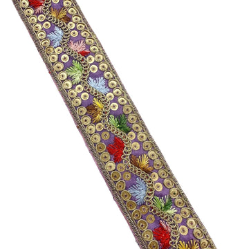 3,5 cm Breite Zierband aus Jacquard, lila mit goldener Stickerei und Blüten