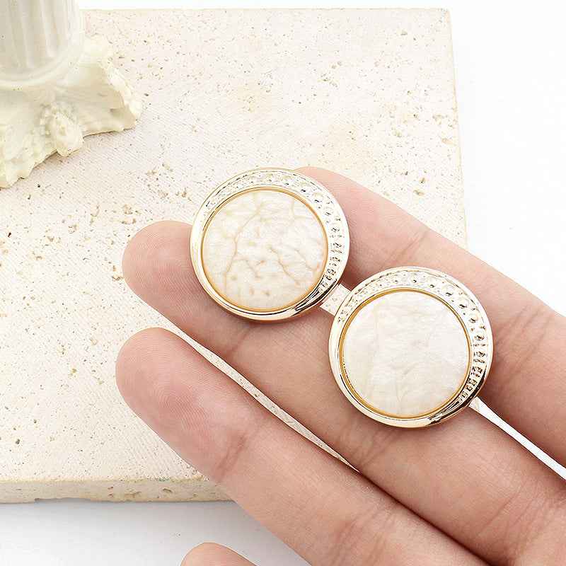 21mm/25mm/30mm Round Resin Shank Buttons Cream White Black 30 Pack