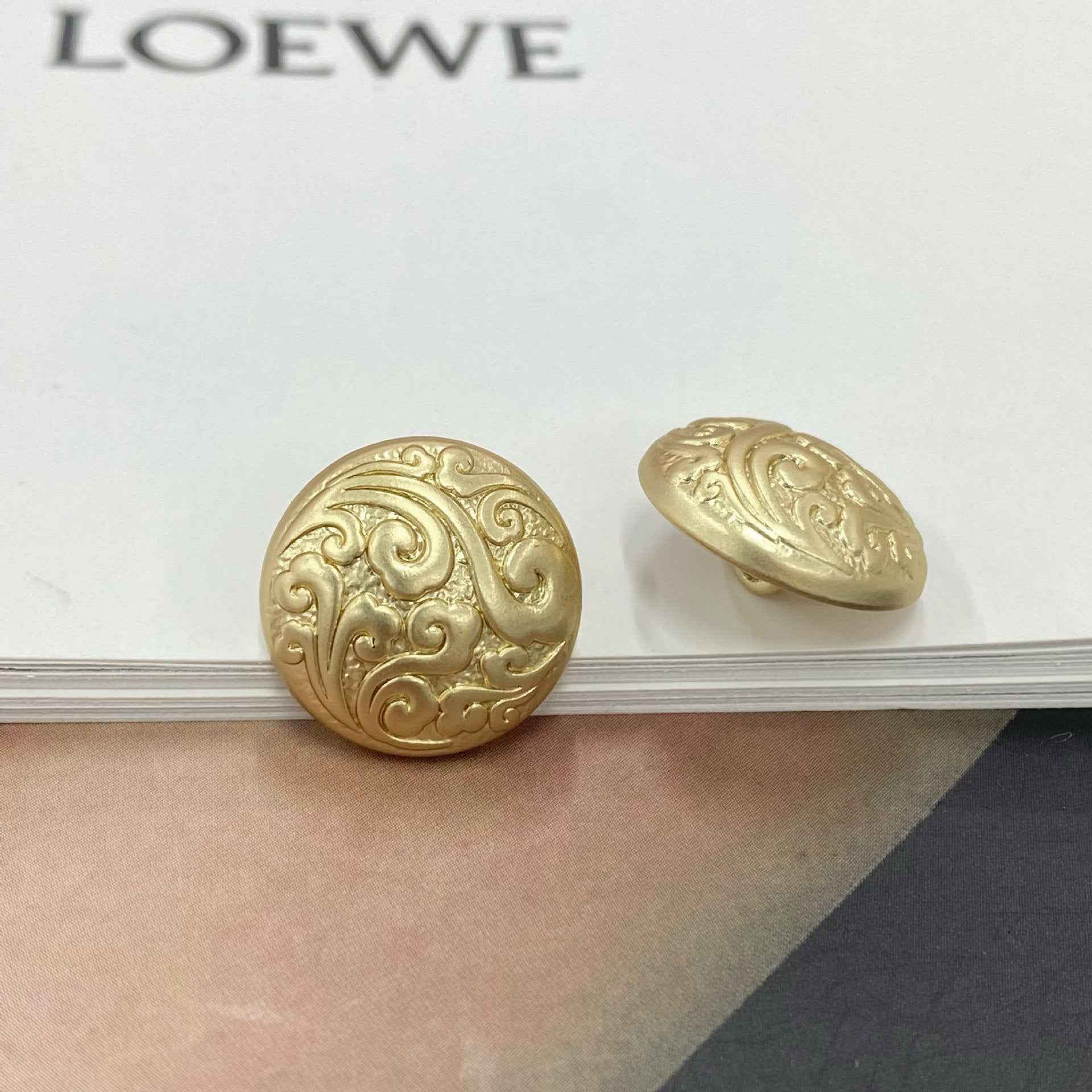 12-23mm Chinese Retro Gold Auspicious Cloud Metal Shank Buttons 20pcs