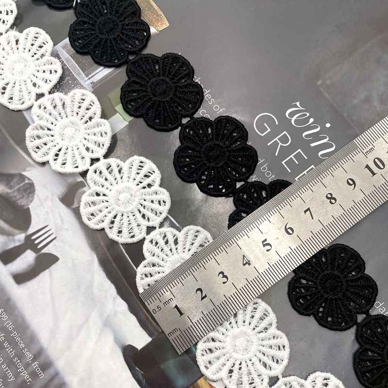 2.5/3.7cm Black White Milk Fiber Floral Embroidered Lace Trim 15 Yards