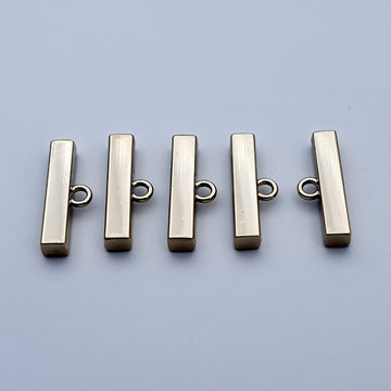 Botões Decorativos Dourados em Forma de Barra Retangular de Metal de 21mm para Casacos 20pcs