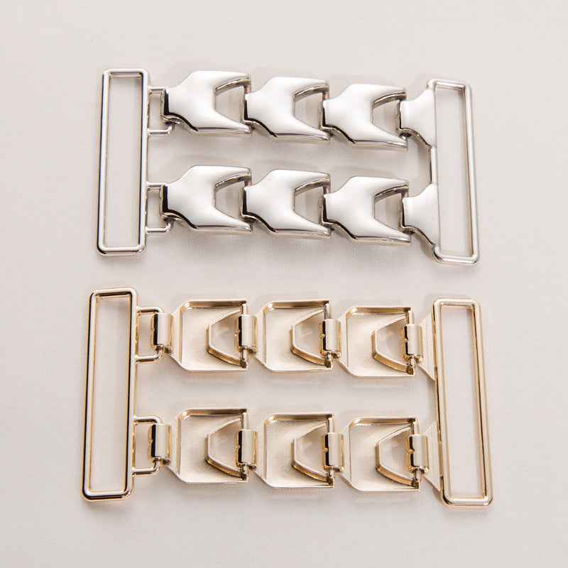 100x50mm Gold & Silver Double Row Metal Chain Buckle 20 Pack