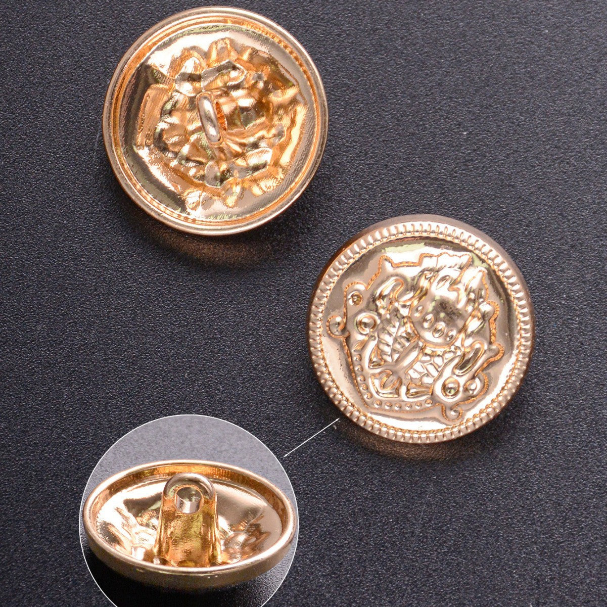 British Style Embossed Decorative Metal Shank Buttons 30pcs Mixed Size