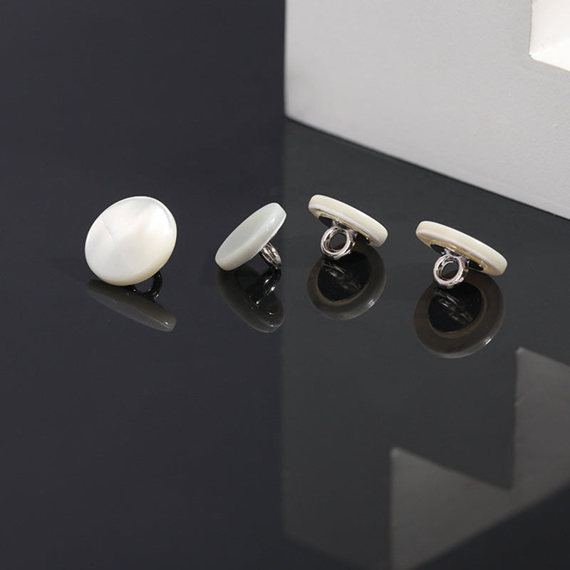 White Trocas Shell Shank Buttons 20-Pack