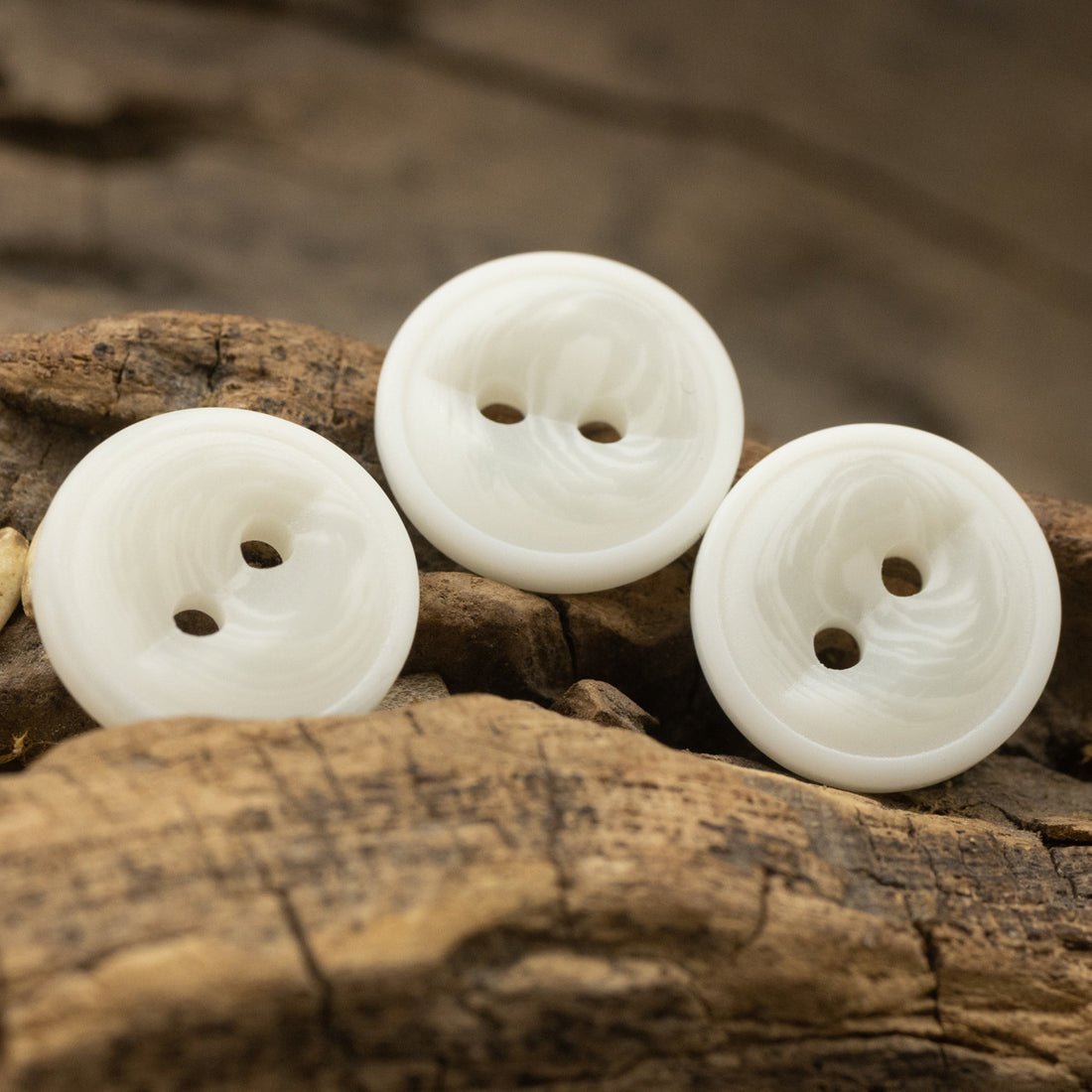 Thin-Edged White 2 Hole Resin Buttons Fish-Eye Shape 50pcs - Lots of Buttons