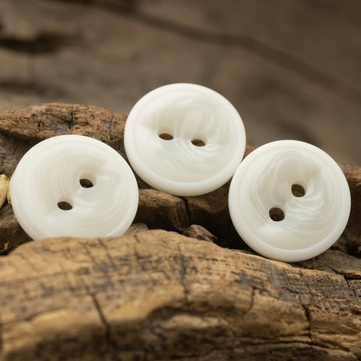 Thin-Edged White 2 Hole Resin Buttons Fish-Eye Shape 50pcs - Lots of Buttons