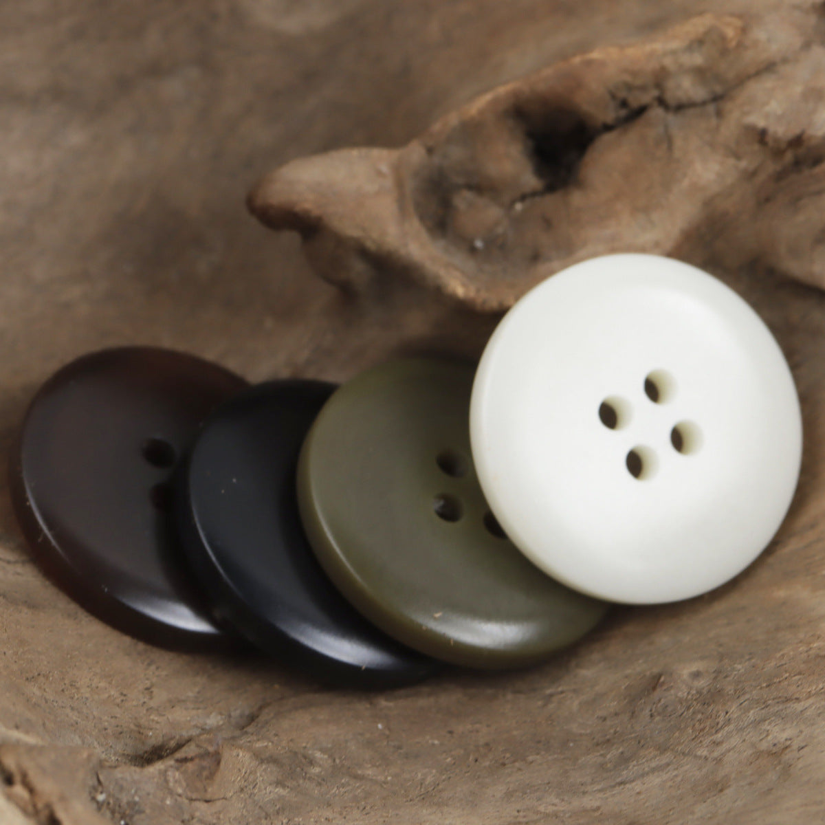 Round 4 Hole Retro Resin Buttons for Hoodies and Dresses,20pcs - Lots of Buttons